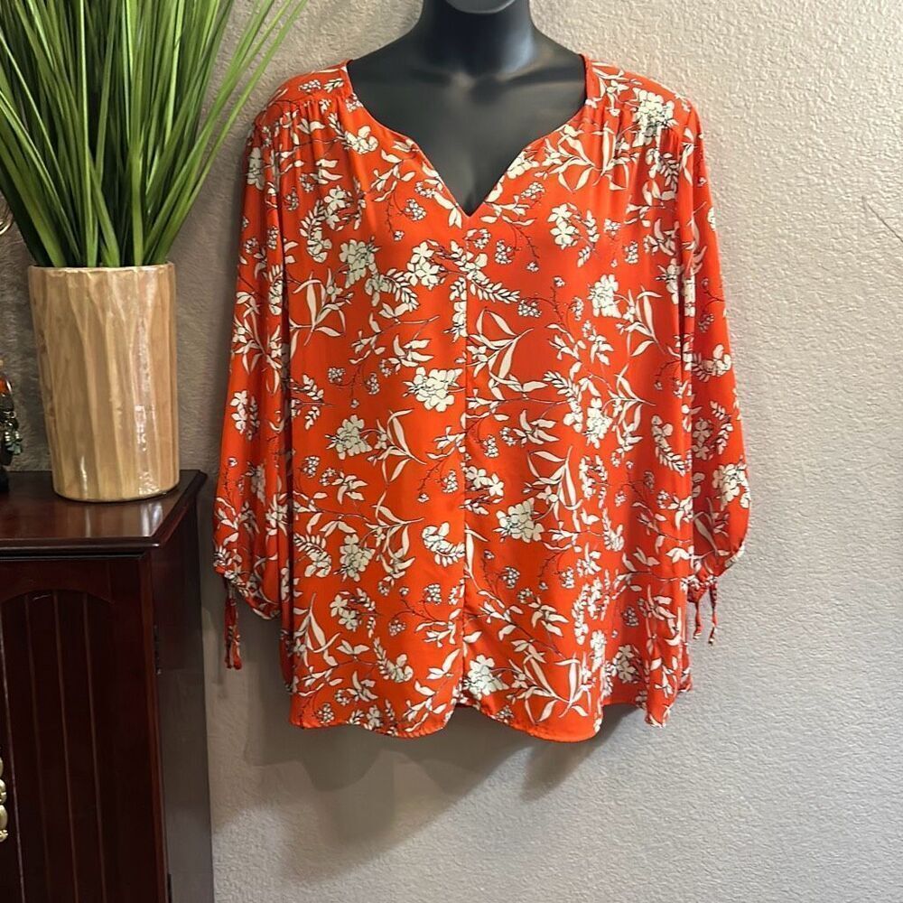 #429 Meri Skye orange/white floral flowy blouse size 5 XL ￼